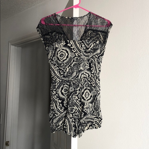 Romper - Picture 2 of 3